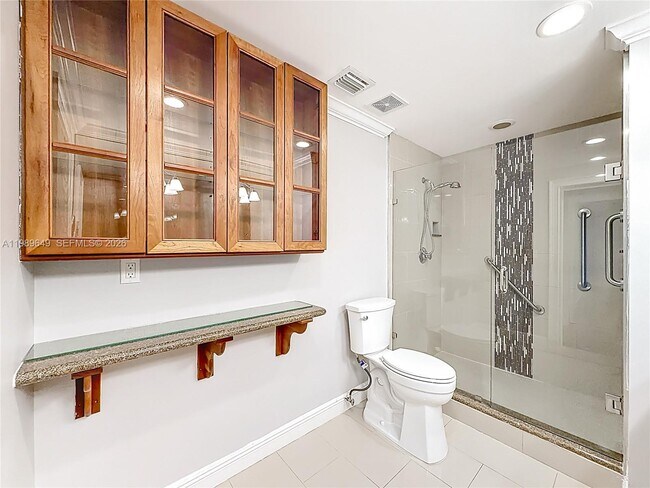 Building Photo - 4330 SW 7th St