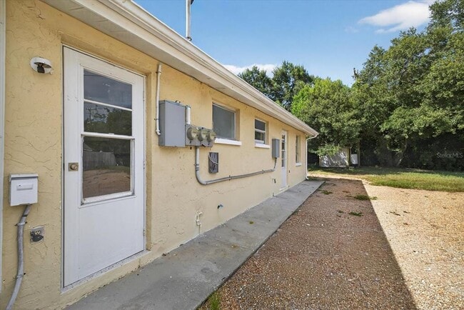 Building Photo - 5419 Oceanic Rd