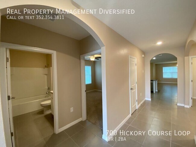 Building Photo - 700 Hickory Course Loop