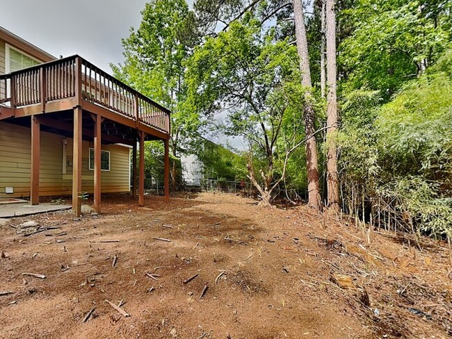 Building Photo - Move-In Ready Home with Bonus Rooms and La...