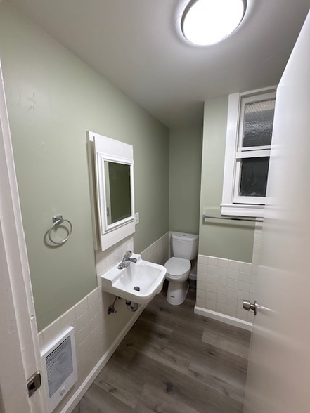 Building Photo - 2624 Foothill Blvd