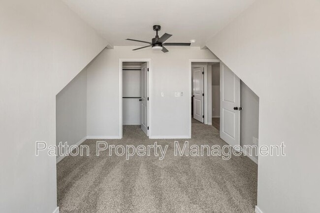 Building Photo - 17900 Lone Ranch Rd