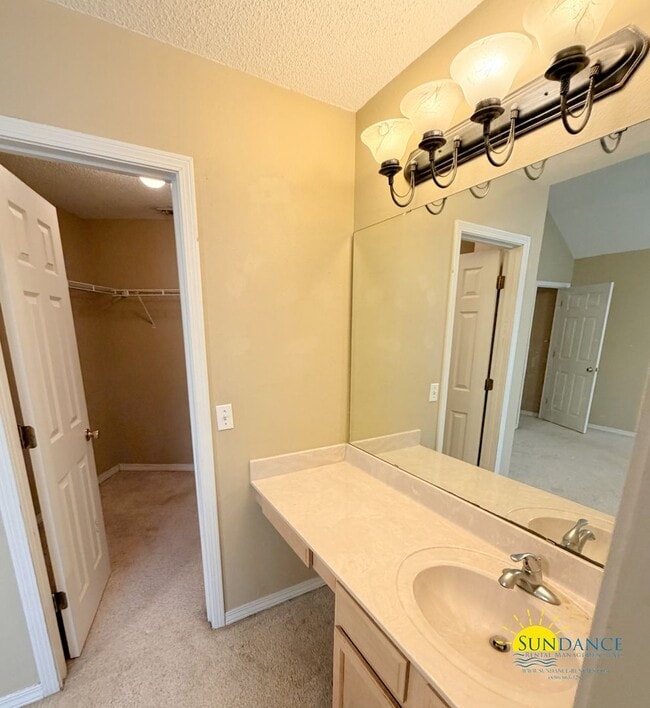 Building Photo - 3 Bedroom Townhome with Community Pools, Dock & Beach Access in Hidden Bay Village!