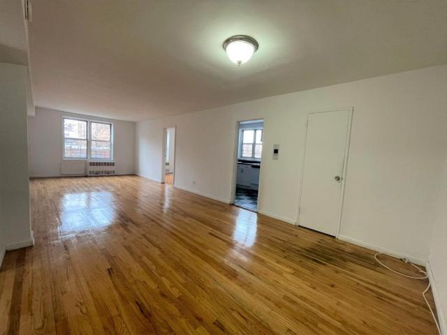 Primary Photo - 2 bedroom in Flushing NY 11355