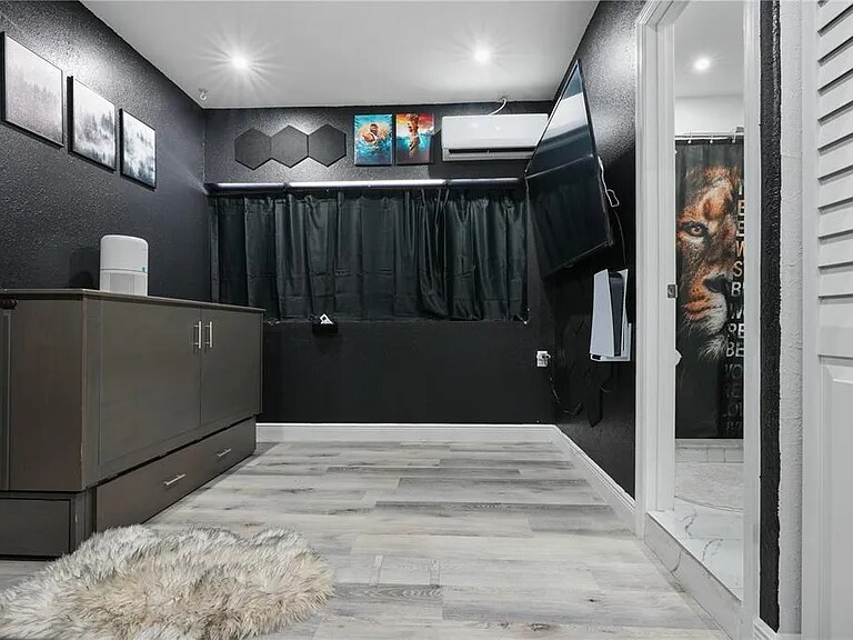 Building Photo - 4501 Bray Rd