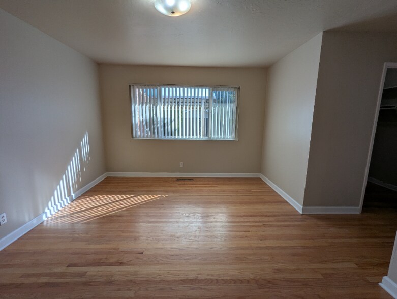 Building Photo - 635 Gisler Way