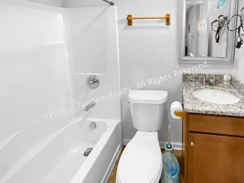 Building Photo - 1705 Ridley Blvd