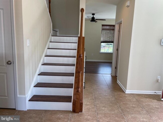 Building Photo - 114 Bowling Green Cir