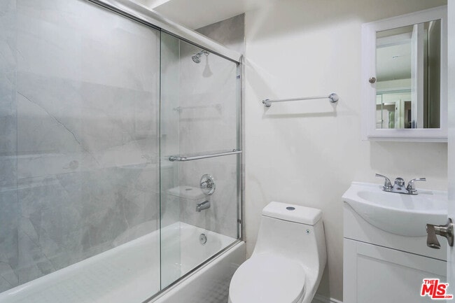 Building Photo - 4422 Melbourne Ave