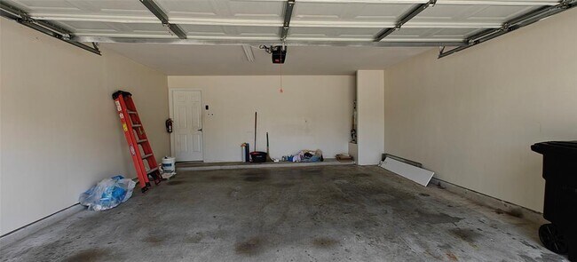 Building Photo - 11727 Forest Wind Ln