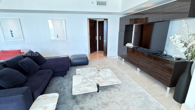 Building Photo - 150 Sunny Isles Blvd