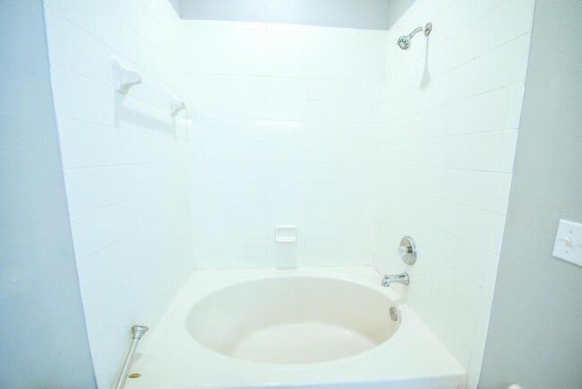 Building Photo - 12721 Black Mangrove Dr