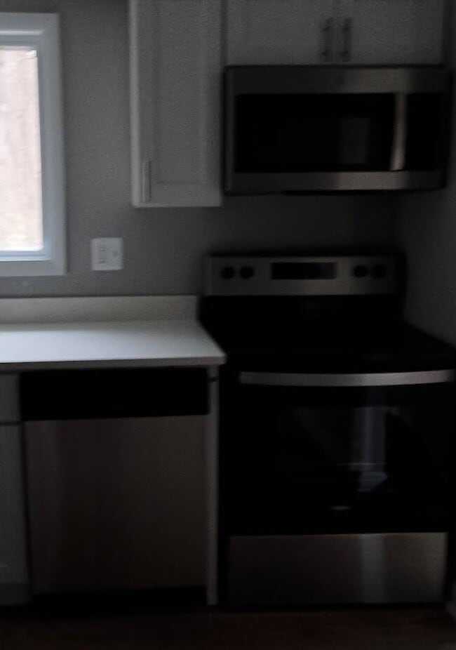 Building Photo - 9234 Woodcreek Ct