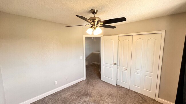 Building Photo - Charming Orlando Retreat – 3BR, 2BA Single-Family Home! WASHER & DRYER INCLUDED!