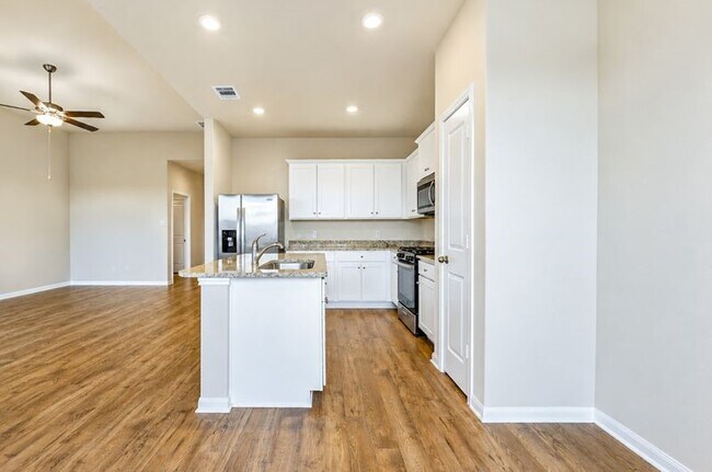 Building Photo - 1512 Jean Mdw Dr