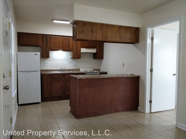 Building Photo - 702 Bonin Rd