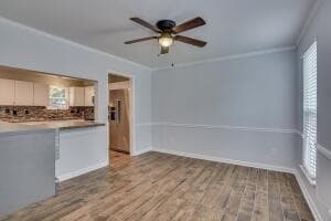 Building Photo - 2211 Pleasant Dr