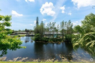Building Photo - 717 Gardens Dr