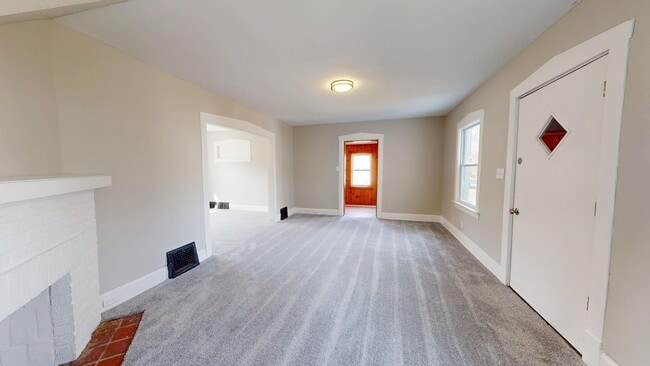 Building Photo - Cudell / West Boulevard Area - 3 bedroom/1...
