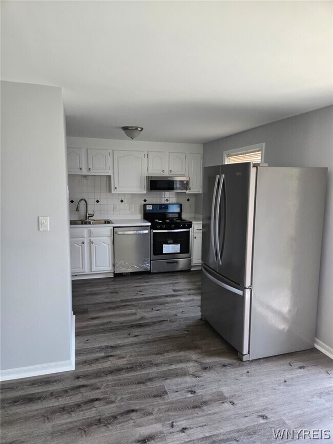 Building Photo - 1283 Peppertree Dr