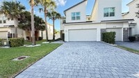 Building Photo - 1040 Rio Ct