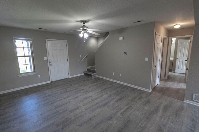 Building Photo - 3927 Snowy Owl Dr