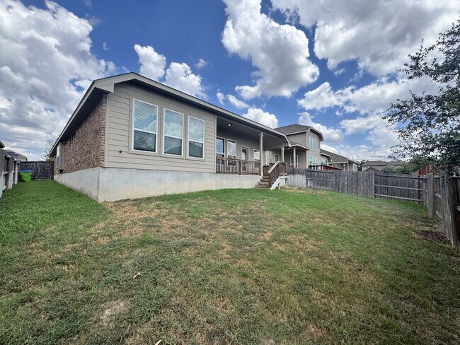 Building Photo - Beautiful 4-Bed, 3-Bath Single-Story Home ...