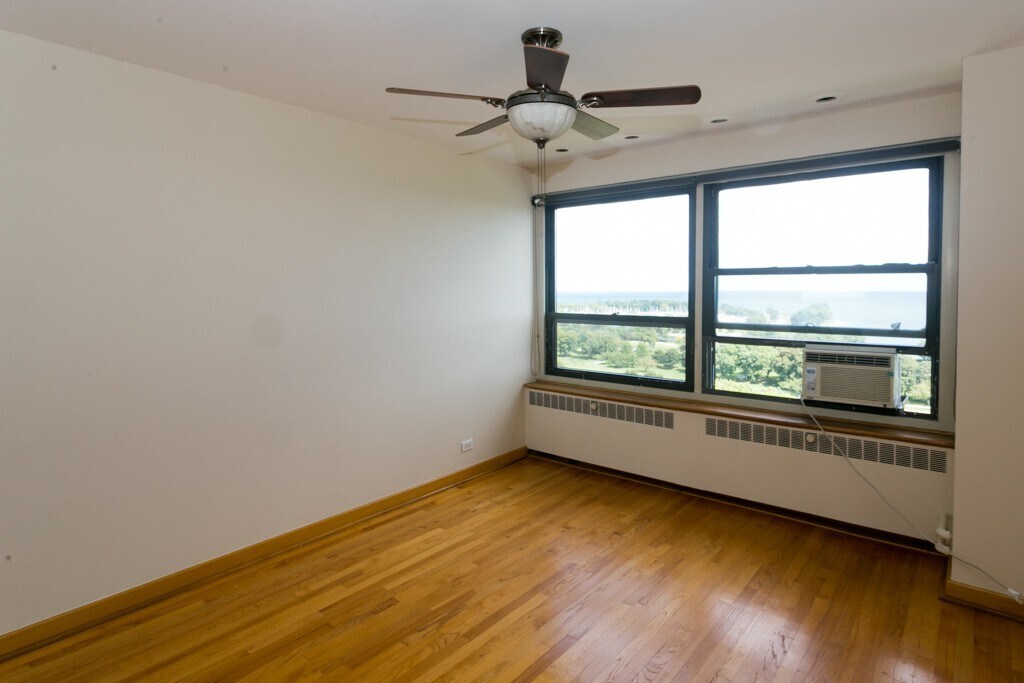 Building Photo - 4180 N Marine Dr