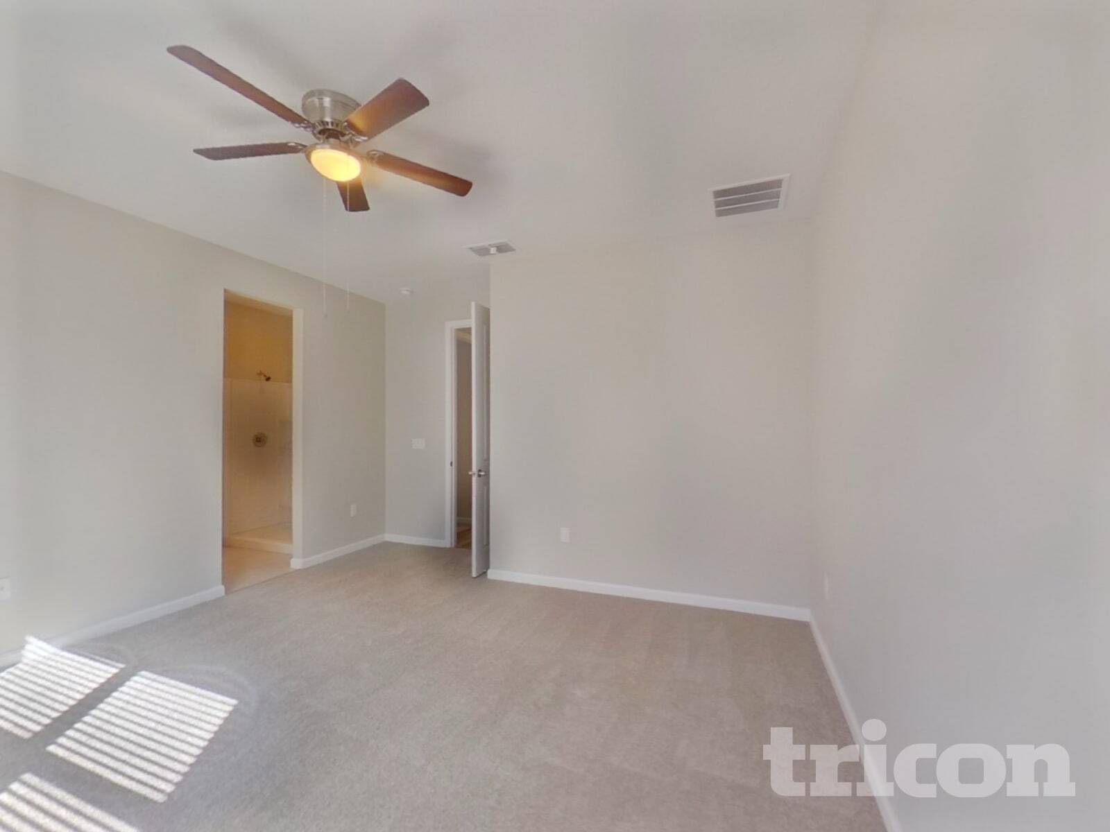 Building Photo - 371 Buchannan Dr