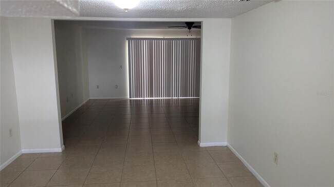 Building Photo - 4401 S Semoran Blvd