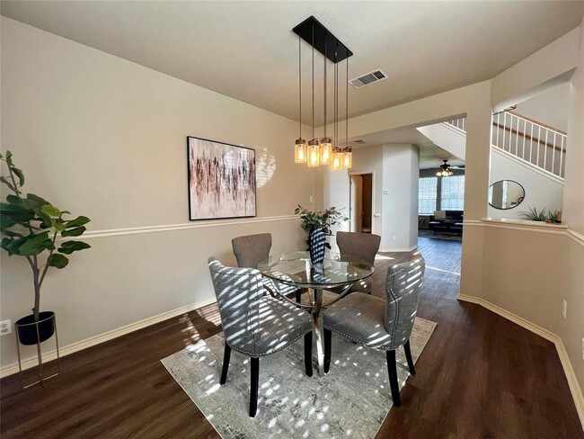 Building Photo - 8917 Whiteworth Loop