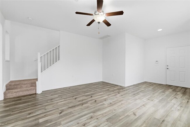 Building Photo - 11200 Drumellan St