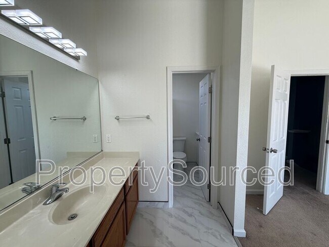 Building Photo - 1520 Andrew St