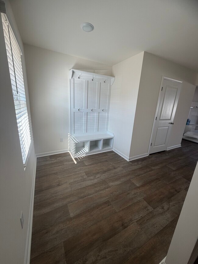 Building Photo - 6019 Willutuck Dr