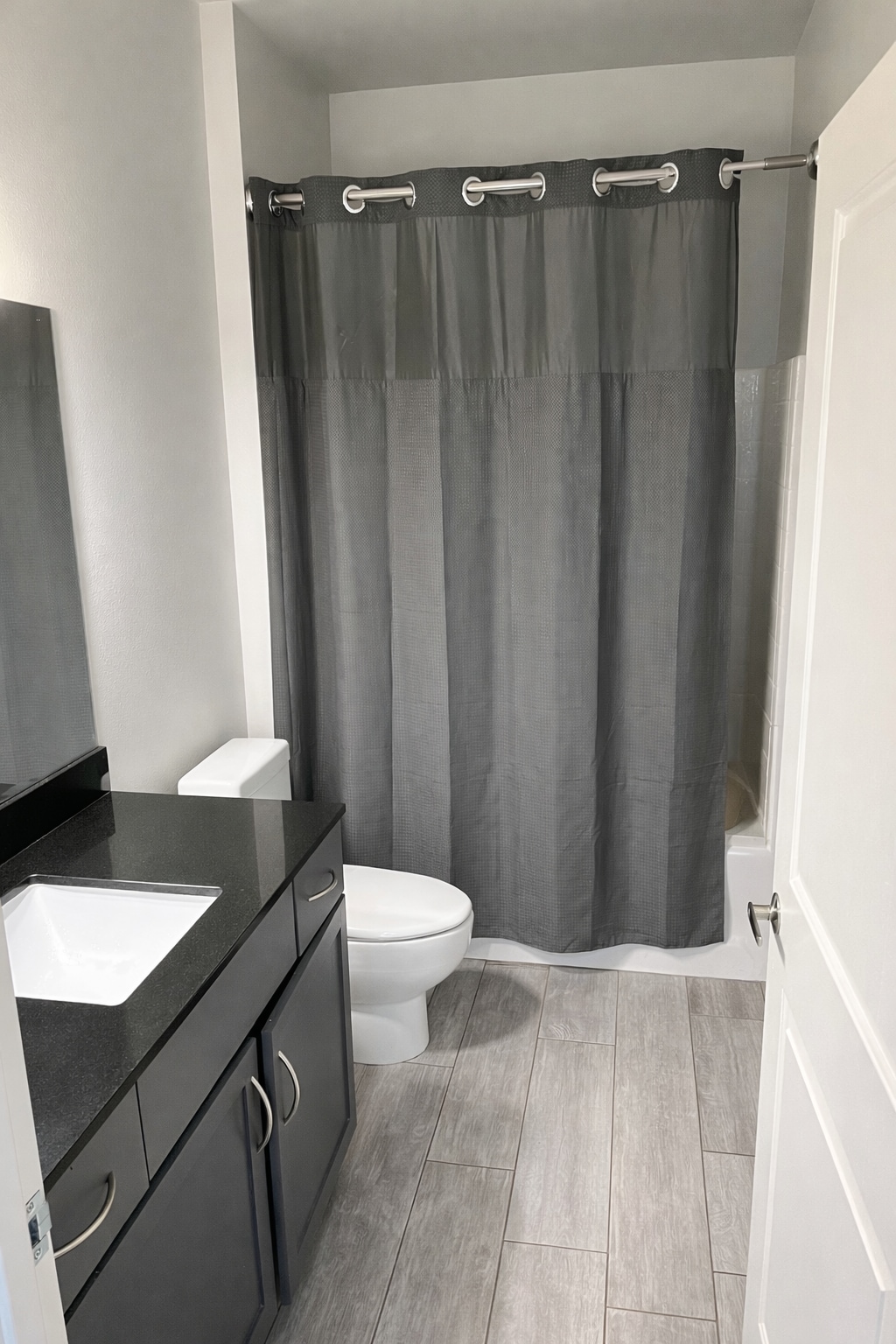 Building Photo - 851 W Front St