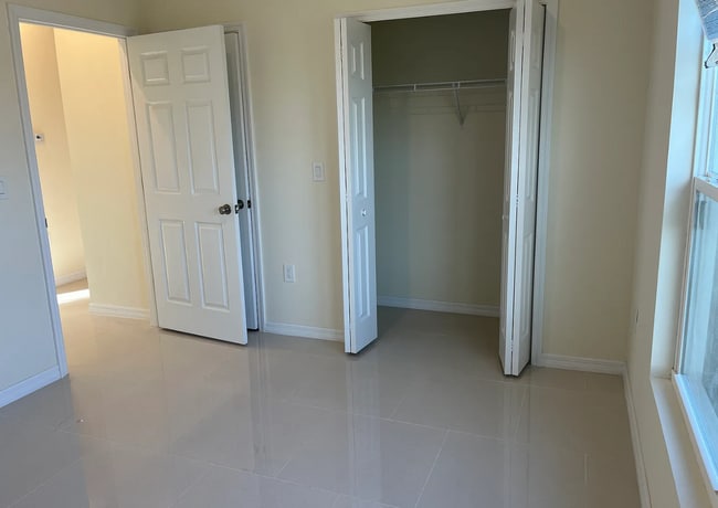 Building Photo - Beautiful Brand new house for rent, Lehigh Acres