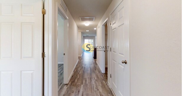 Building Photo - 1 Rosecroft Ln