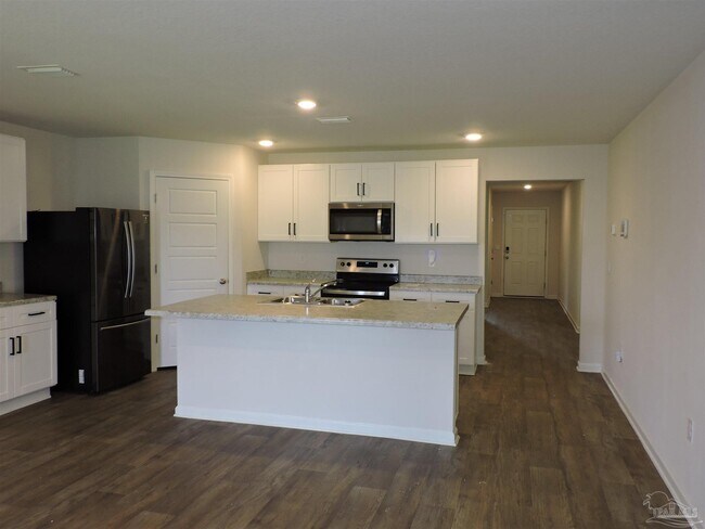 Building Photo - 7580 Steeplechase Blvd
