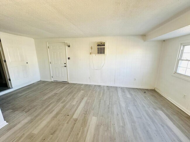 Building Photo - 4605 Patriot Ln