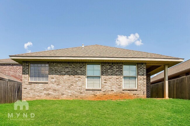Building Photo - 136 Pitts Griffin Drive