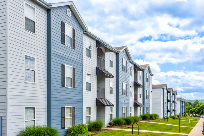 Building Photo - Mountain View Apartments