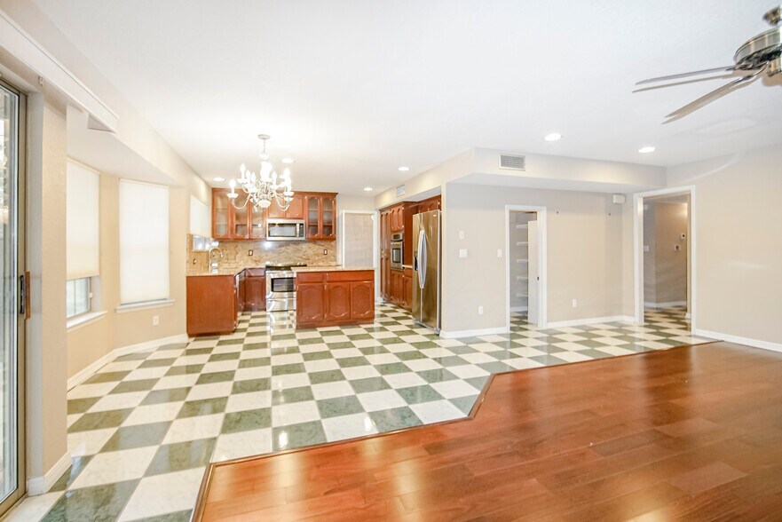 Building Photo - 1109 Noble Ridge Way