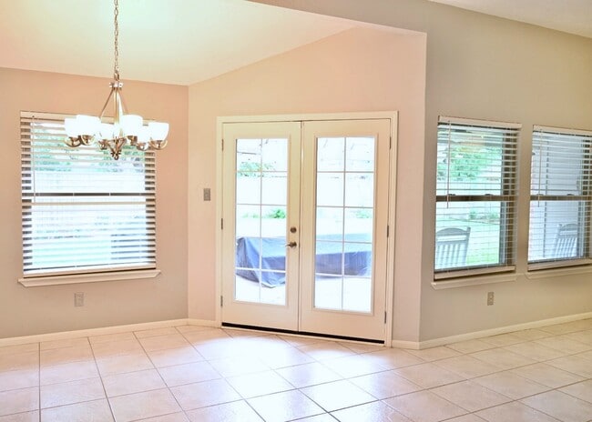 Building Photo - 10207 Wayward Wind Ln