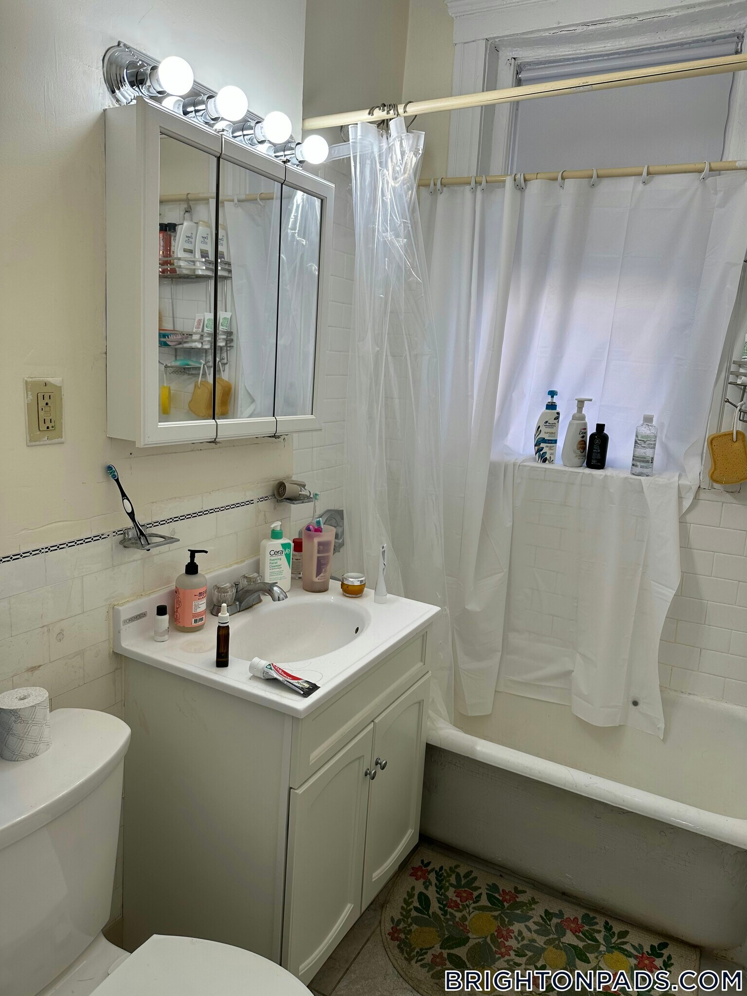 Building Photo - 135 Washington St