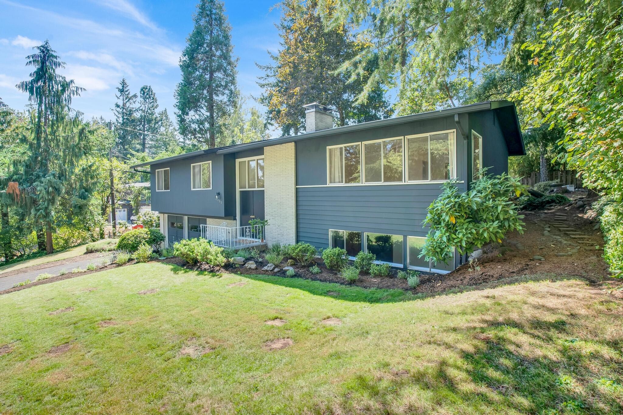 Building Photo - 1931 Mapleleaf Ct
