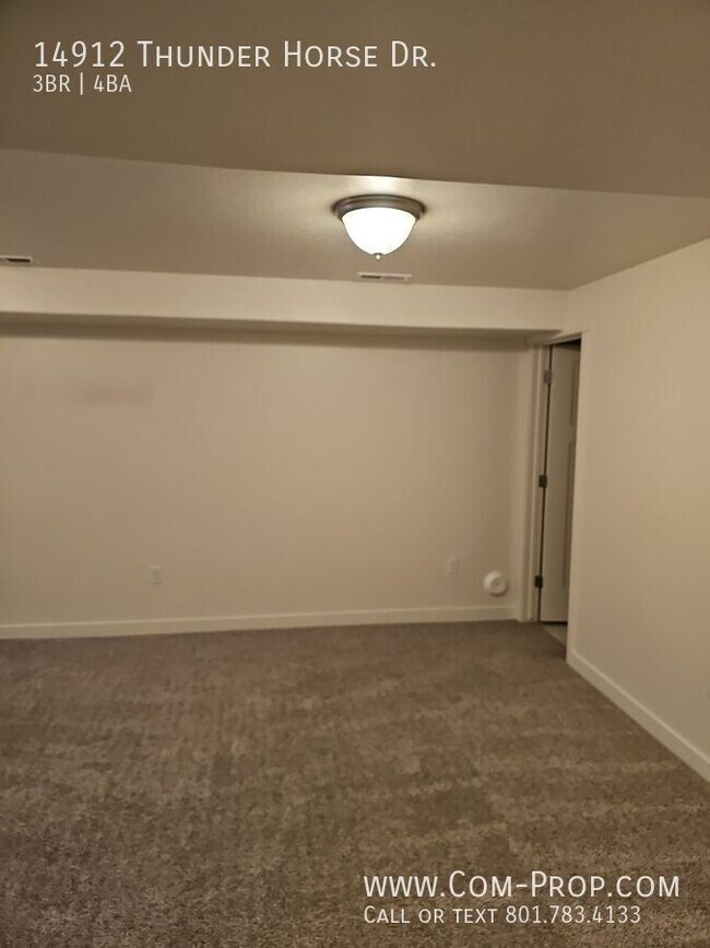 Building Photo - 14912 S Thunder Horse Ln