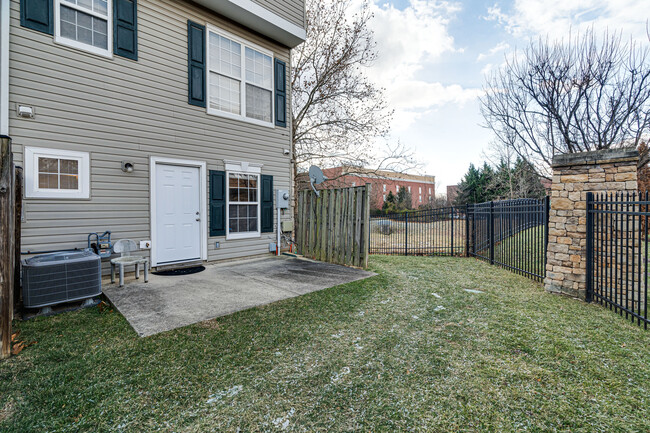 Rear yard with patio - 23176 Blackthorn Sq