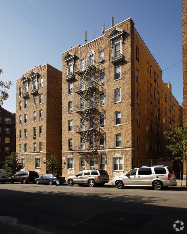 320 Wadsworth Avenue - 320 Wadsworth Ave