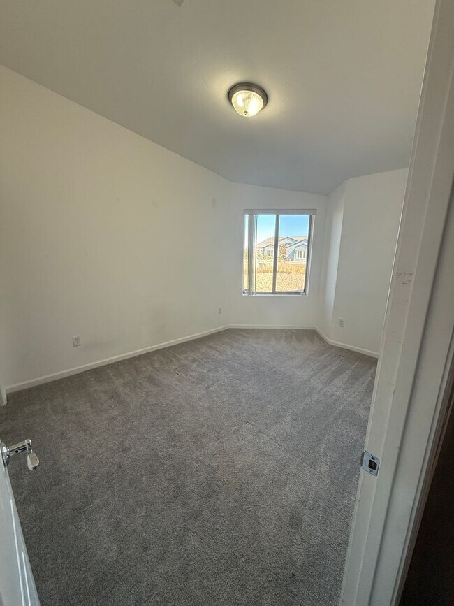 Building Photo - 4228 S Morning Glory Ct