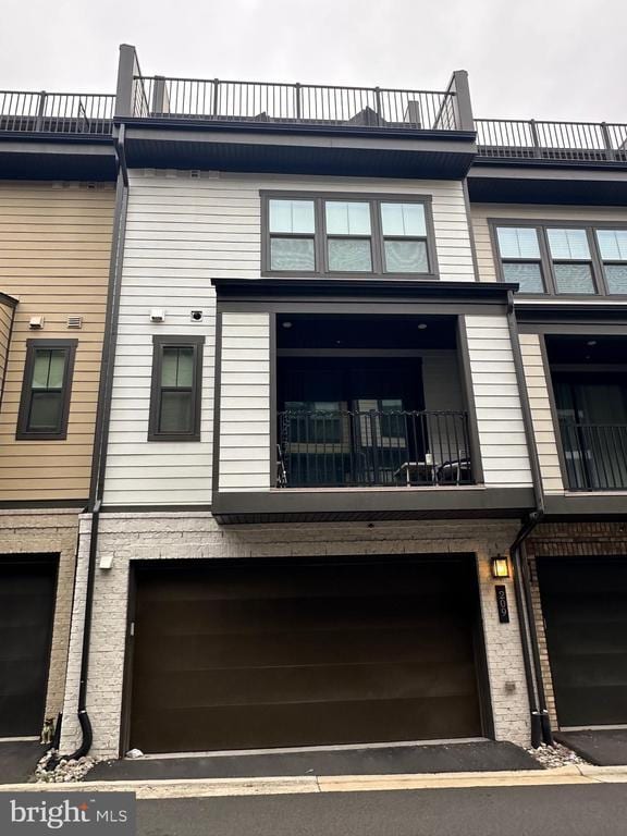 Building Photo - 209 Market Square NW